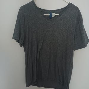 Men's grey V-neck tee